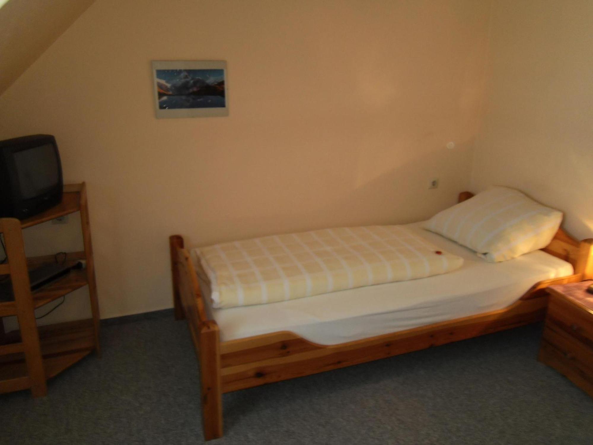 Hotel Gasthof Zum Neubau Kißlegg Екстериор снимка
